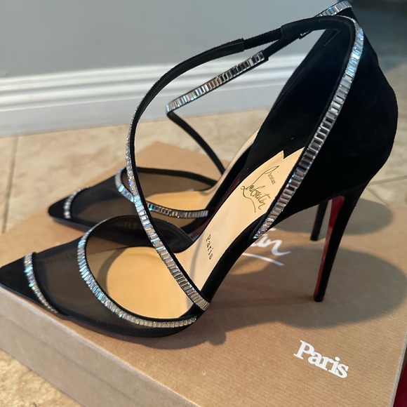 Louboutin heels - Picture 7 of 11